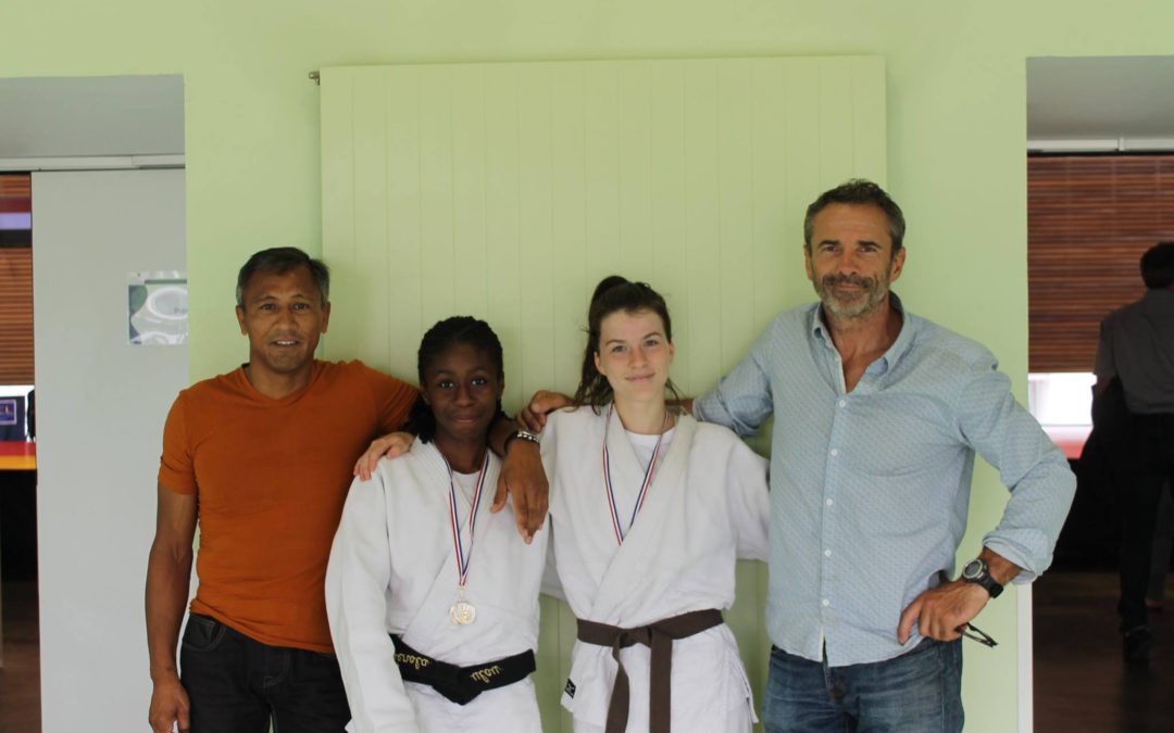 Deux cadettes du Judo club 56 en coupe de France