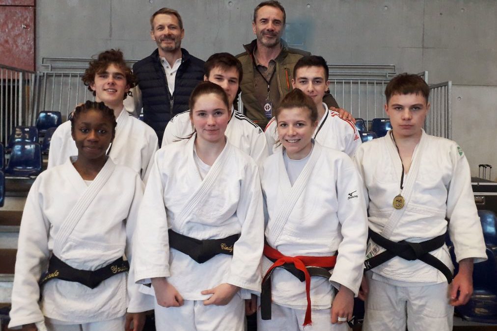 Six Médailles au championnat de Bretagne de judo