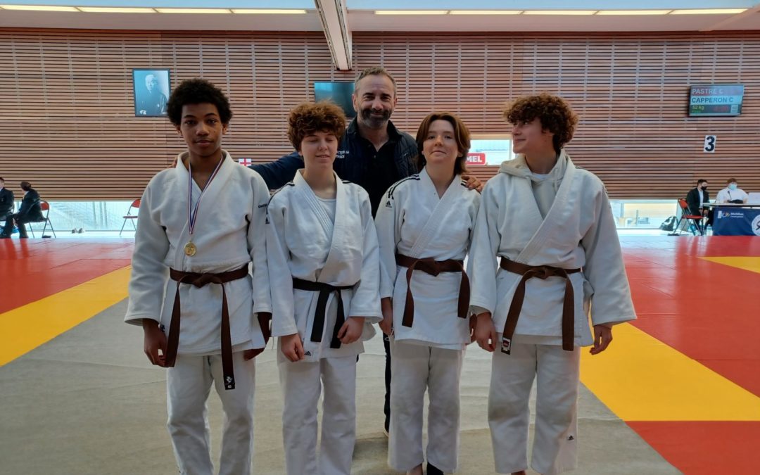 Cinq Médailles pour le Judo club 56