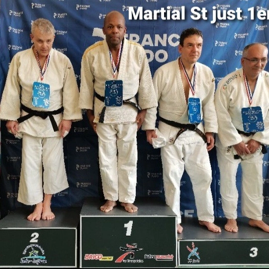 Martial Saint Just (judo club 56) vainqueur du master de Tours